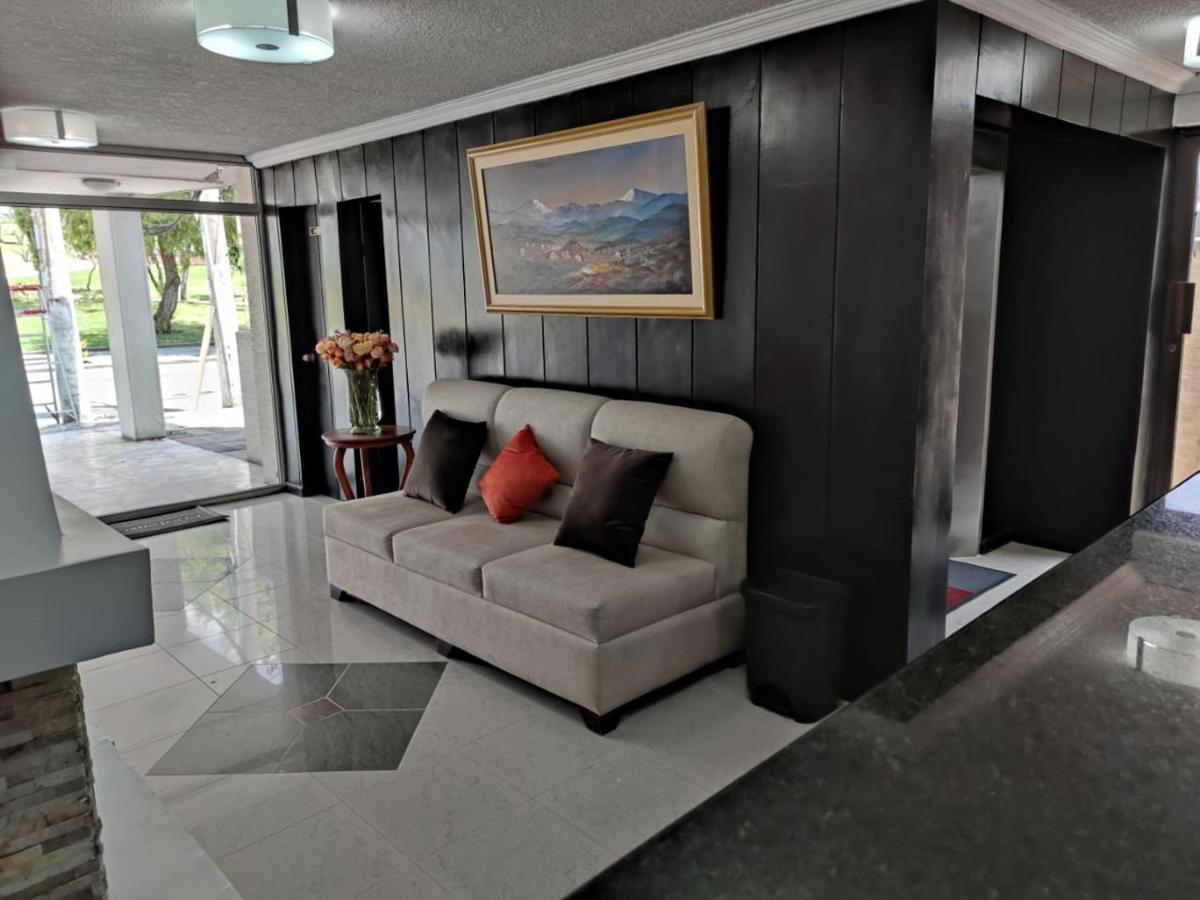 Val Hotel Santamaria 키토 외부 사진